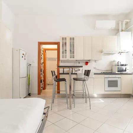 Guesthost - Cozy Pasteur Mm1 Apartmán Milán